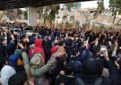 رابرت مک ایر در تجمعات روز گذشته مقابل دانشگاه امیرکبیر بازداشت شد